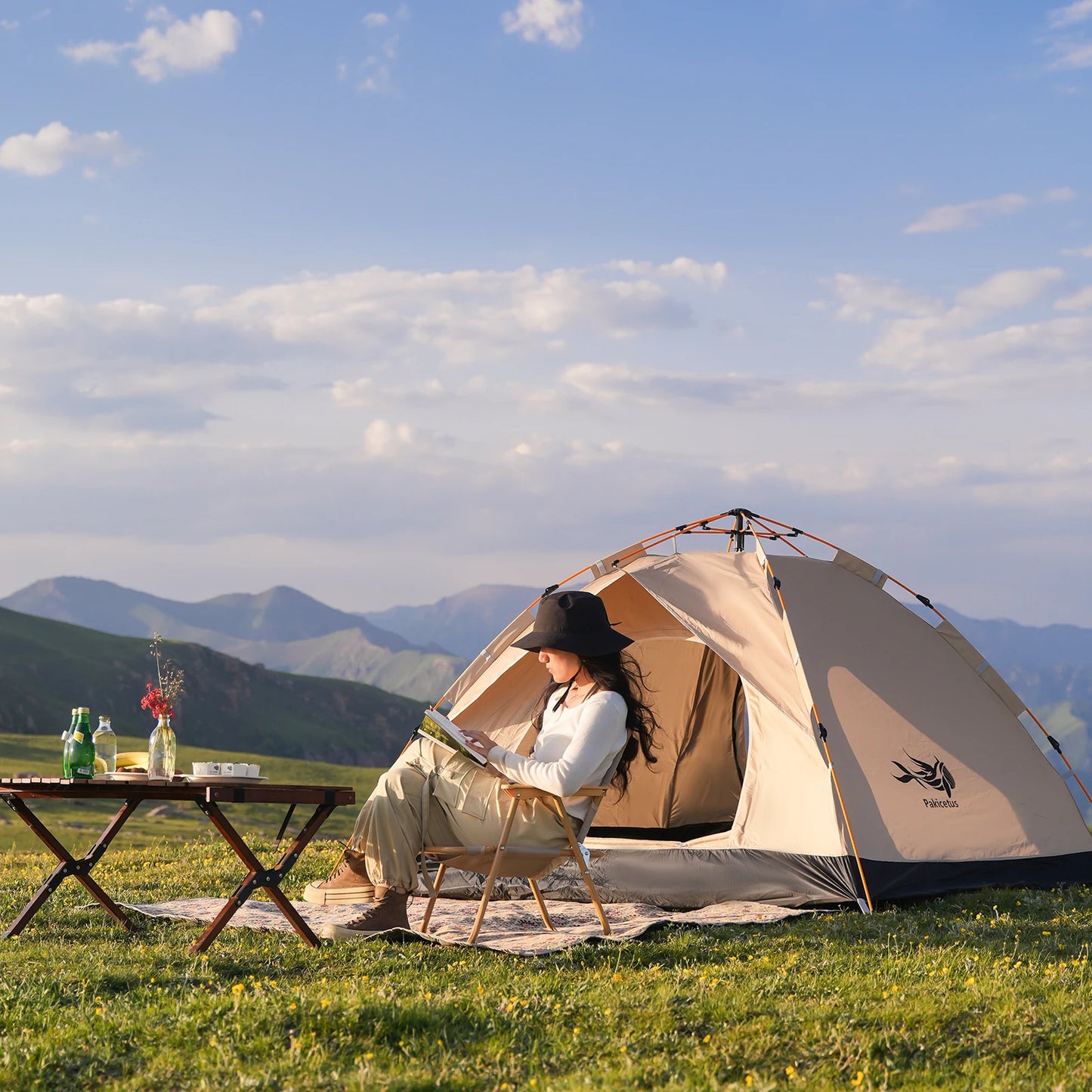 Instant Golden Tent